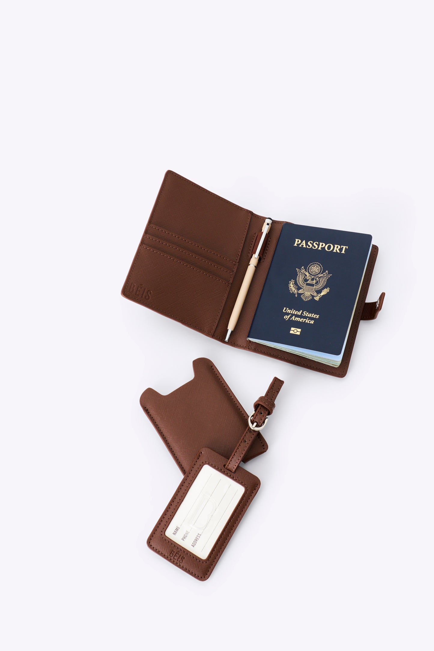 The Passport & Luggage Tag Set in Maple